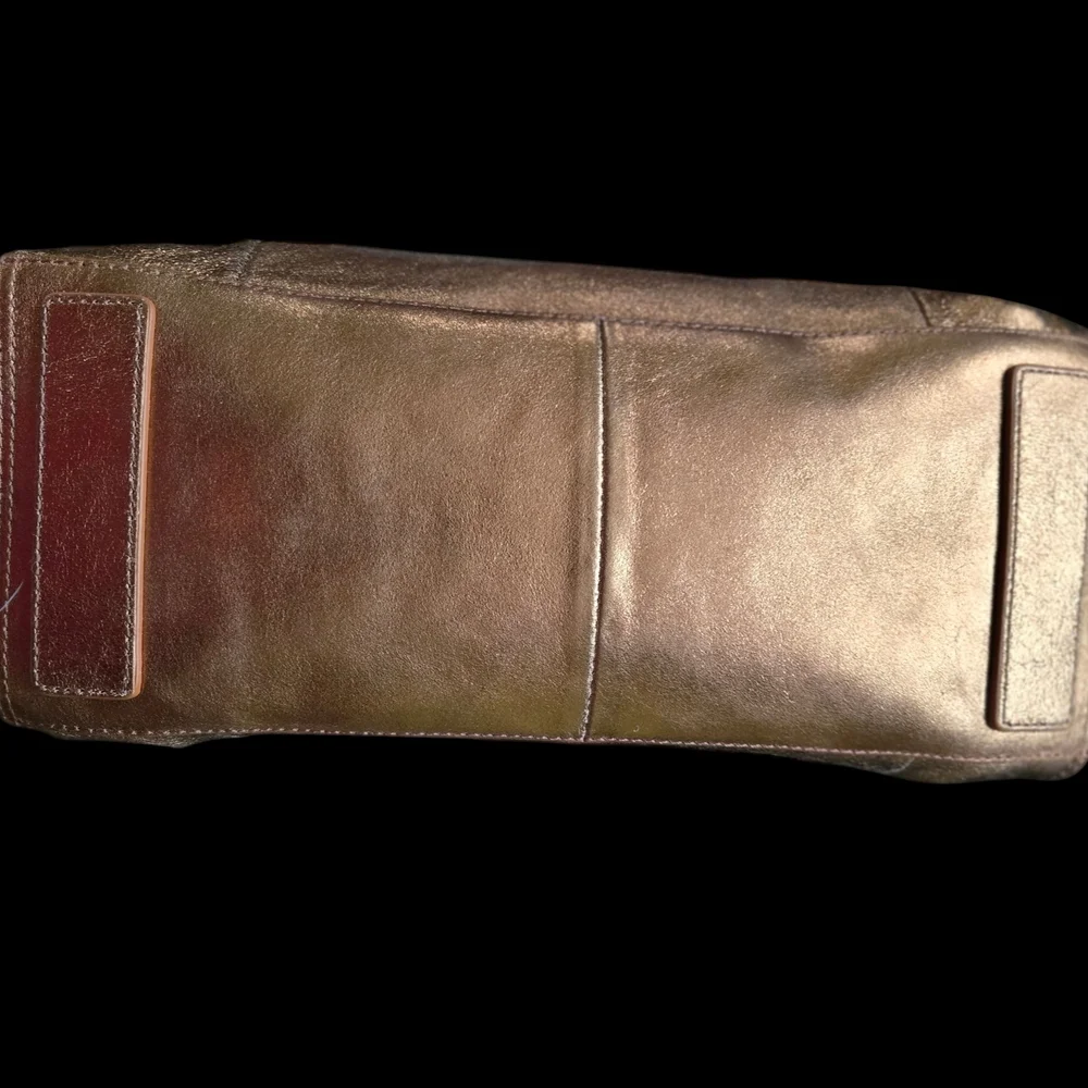 HOBO-Beautiful Leather Copper Metallic Monkia bag. 2015-16. NWT. - Picture 4 of 15